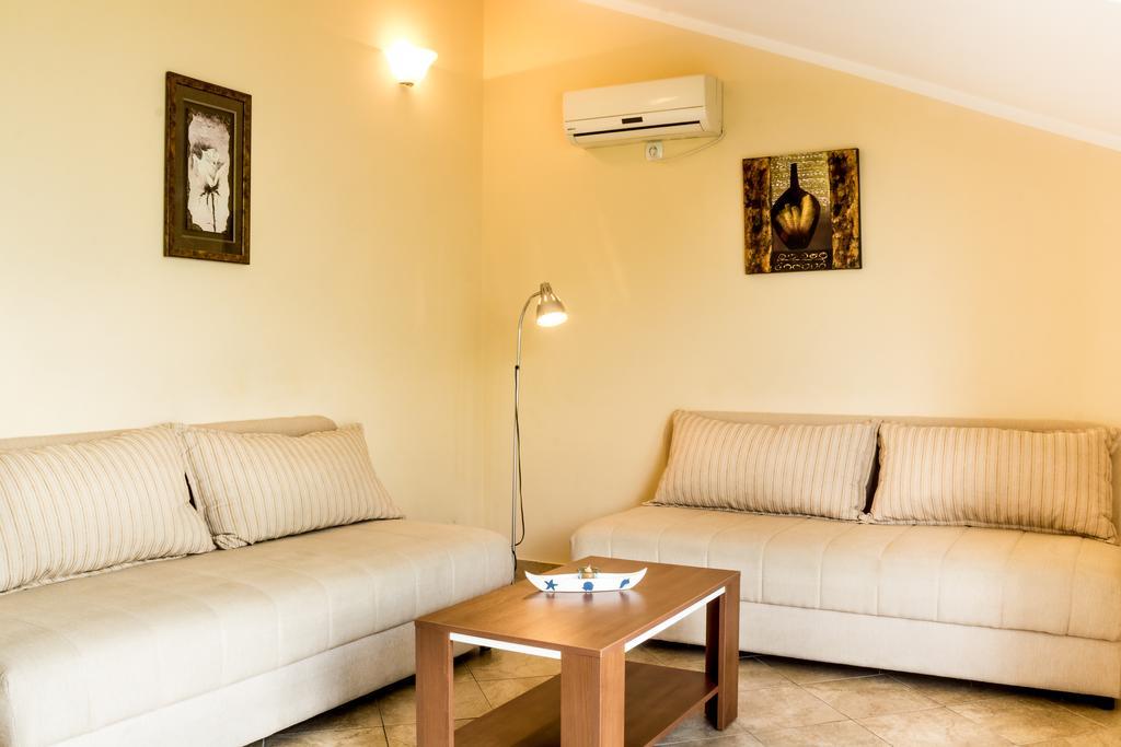 Apartmani Stanovcic ดอนิมอรินิ ภายนอก รูปภาพ