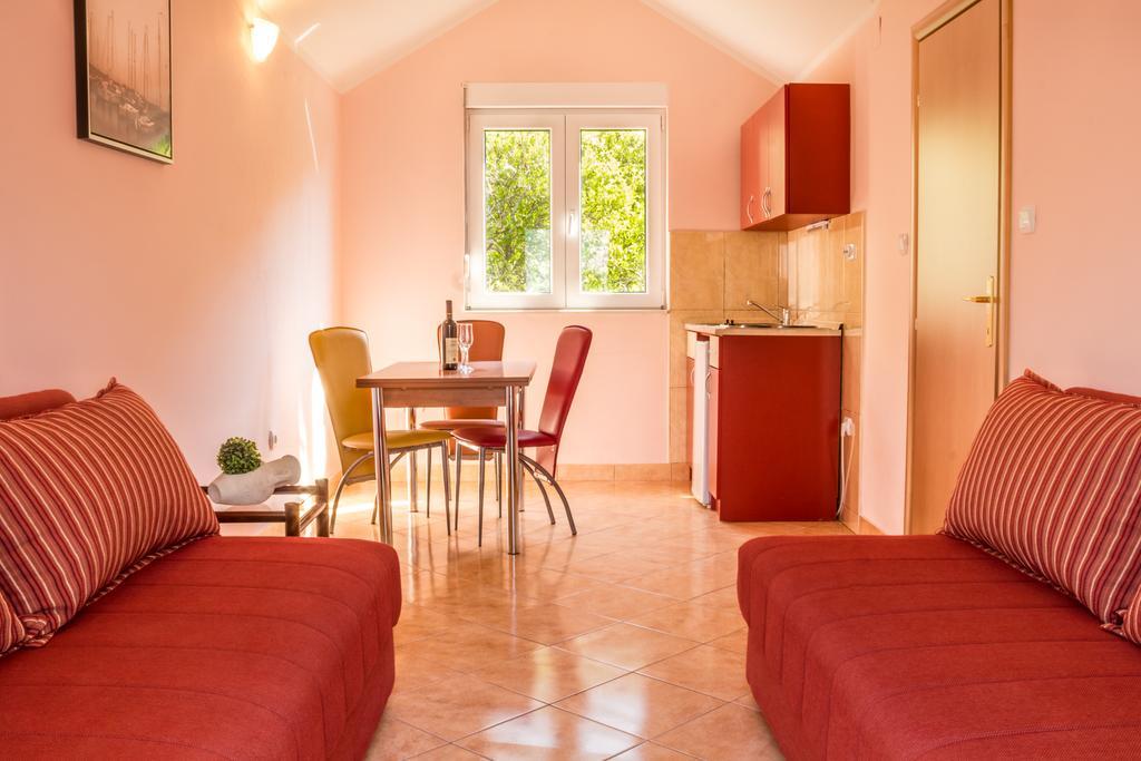 Apartmani Stanovcic ดอนิมอรินิ ภายนอก รูปภาพ